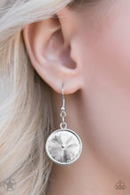 將圖片載入圖庫檢視器 Paparazzi Hypnotized - Silver Necklace - Bauble and Bling Boutique 