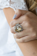 將圖片載入圖庫檢視器 Queen of Hustle - Brown