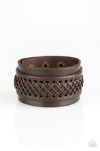 Laden Sie das Bild in den Galerie-Viewer, OUTLAW and Order - Brown - Bauble and Bling Boutique 