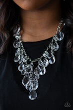 將圖片載入圖庫檢視器 Paparazzi Irresistible Iridescence - White - Bauble and Bling Boutique 