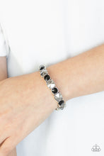 將圖片載入圖庫檢視器 Paparazzi Born To Bedazzle - Multi Bracelet - Bauble and Bling Boutique 