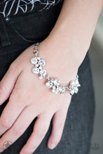 Charger l'image dans la galerie, Paparazzi Old Hollywood Bracelet - Bauble and Bling Boutique 