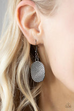 Cargar imagen en el visor de la galería, Industrial Wave - Black