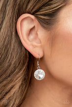 Load image into Gallery viewer, Spotlight Stunner - Bauble and Bling Boutique 