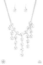 Load image into Gallery viewer, Spotlight Stunner - Bauble and Bling Boutique 